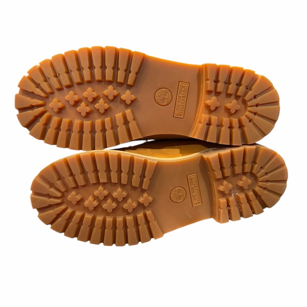 Timberland Men's Embroidered Tan Boots - Picture 6 of 6
